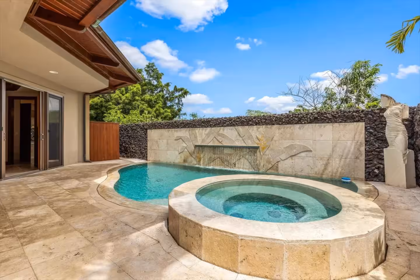 Shining Seas — gated Kailua-Kona estate framed by palms